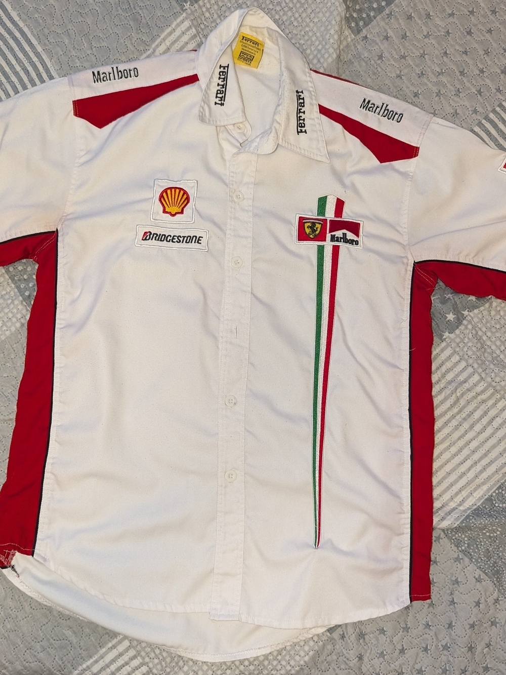 Vintage 1996 Ferrari Marlboro F1 Pit Crew Racing Shirt Nice Man Sports